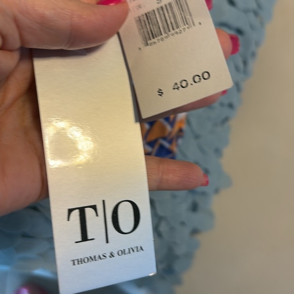 NWT Thomas & Olivia Geometric Patterned Women's cold shoulder Top tunic relax Sm - Picture 10 of 13